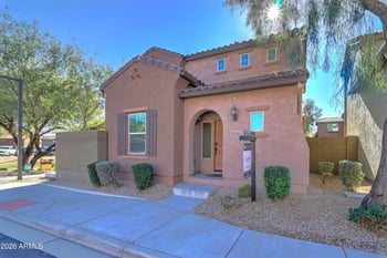 21251 36th Pl, Phoenix, AZ 85050
