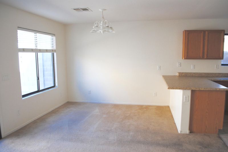 2126 E 28th Ave, Apache Junction, AZ 85119