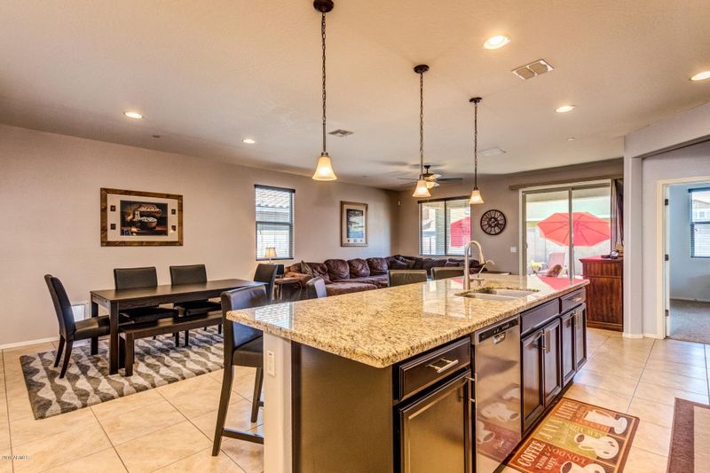 21263 W Berkeley Rd, Buckeye, AZ 85396