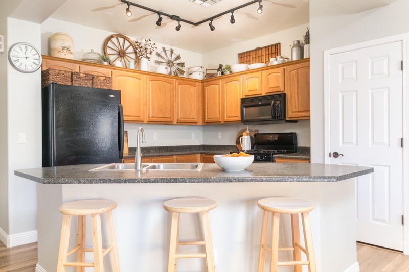 21264 E Stirrup St, Queen Creek, AZ 85142