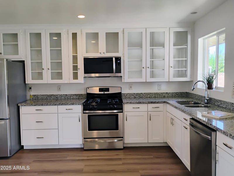 2127 Avalon Dr, Phoenix, AZ 85015
