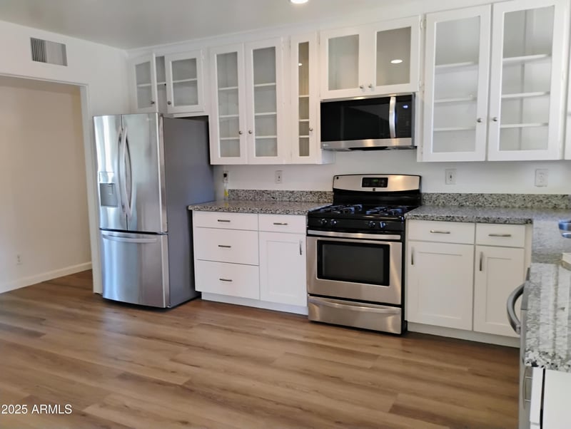 2127 Avalon Dr, Phoenix, AZ 85015