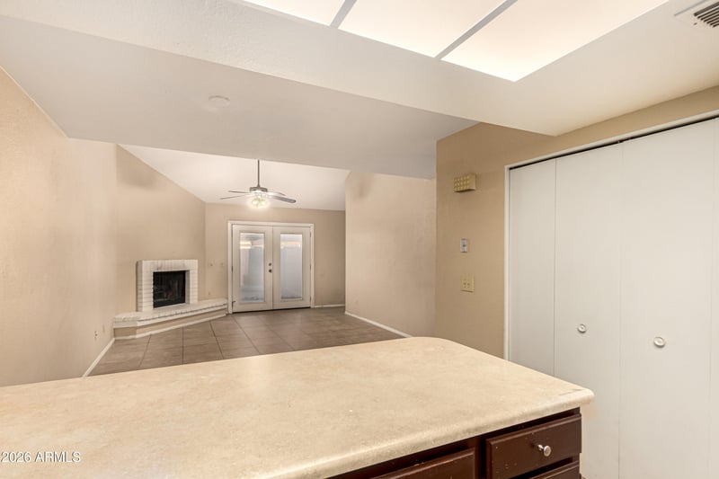 2127 10th St #4, Tempe, AZ 85281