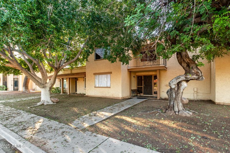 2127 E Ellis Dr, Tempe, AZ 85282