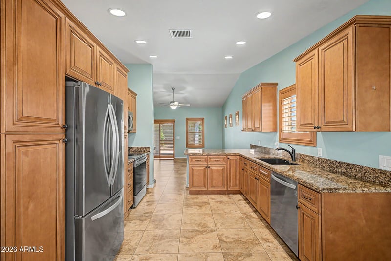 2127 Shannon Way, Mesa, AZ 85215