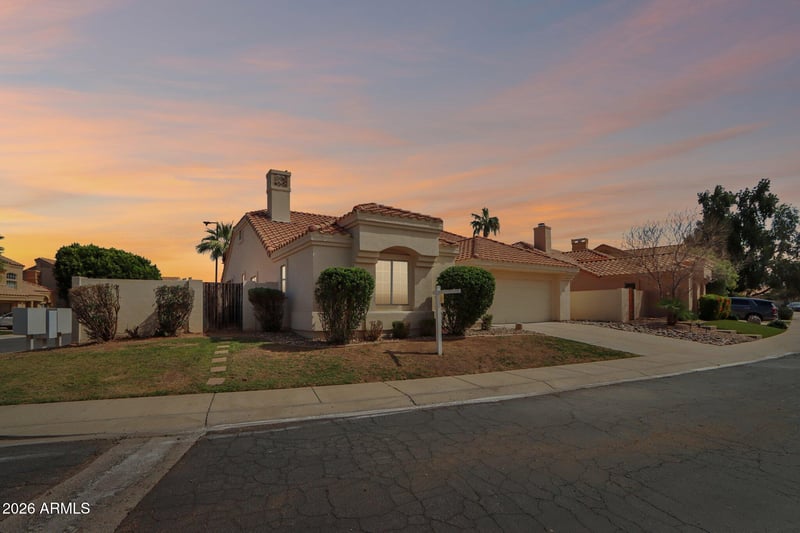 2127 Peninsula Cir, Chandler, AZ 85248