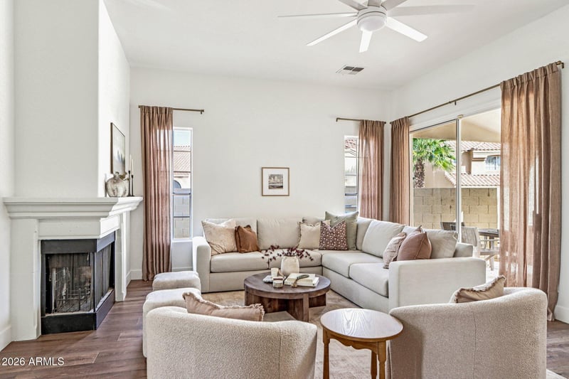 2127 Peninsula Cir, Chandler, AZ 85248