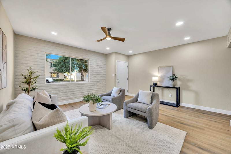 2128 Dunbar Dr, Tempe, AZ 85282