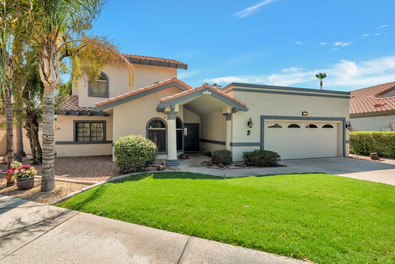 2128 E Catamaran Dr, Gilbert, AZ 85234