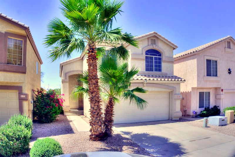 2129 E Saltsage Dr, Phoenix, AZ 85048