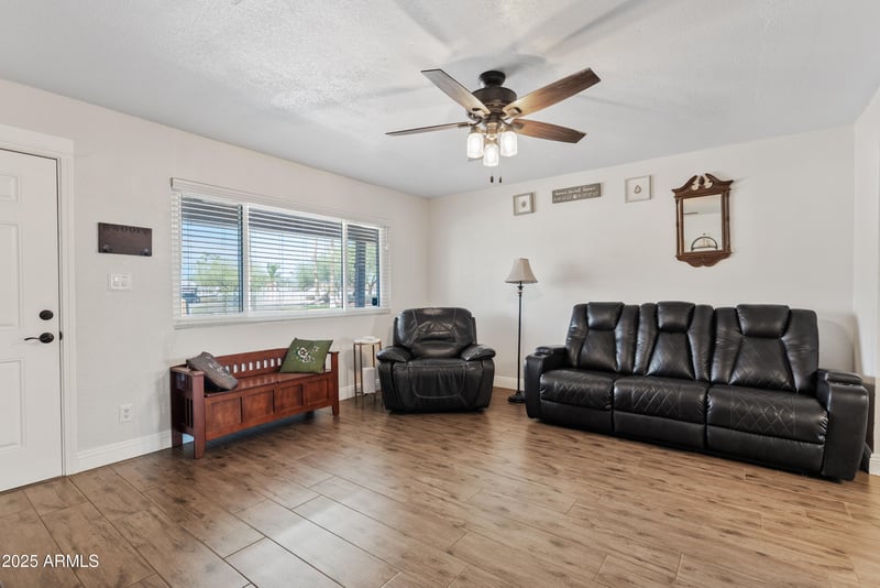 2129 Inverness Ave, Mesa, AZ 85204