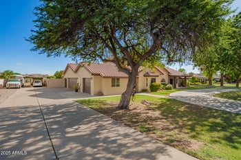 2129 Page Ave, Gilbert, AZ 85234