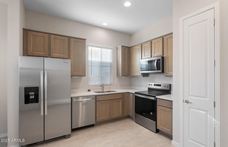 21294 Cattle Dr, Queen Creek, AZ 85142