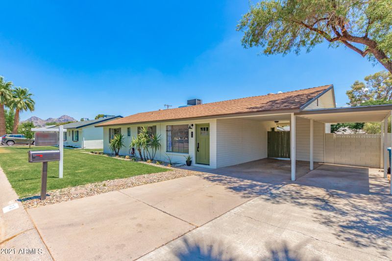 213 E El Camino Dr, Phoenix, AZ 85020