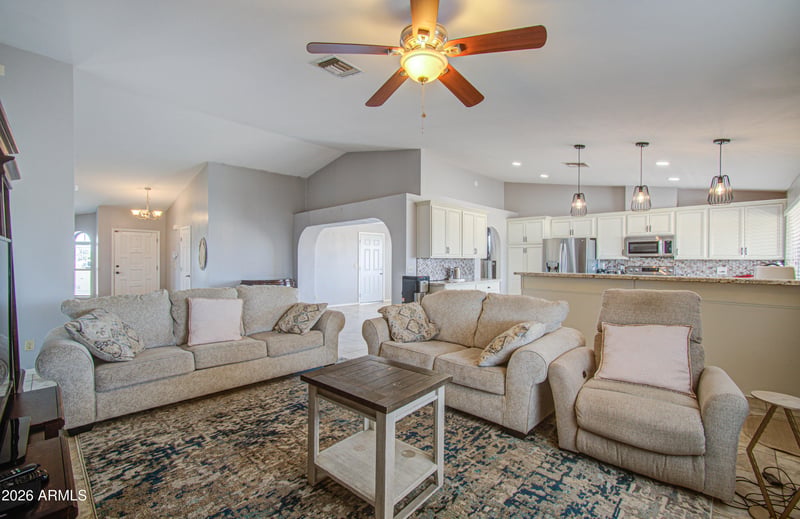 213 E Elm Ln, Avondale, AZ 85323