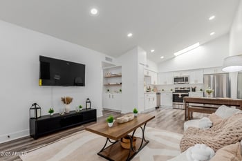 2130 Camino St #7, Mesa, AZ 85201