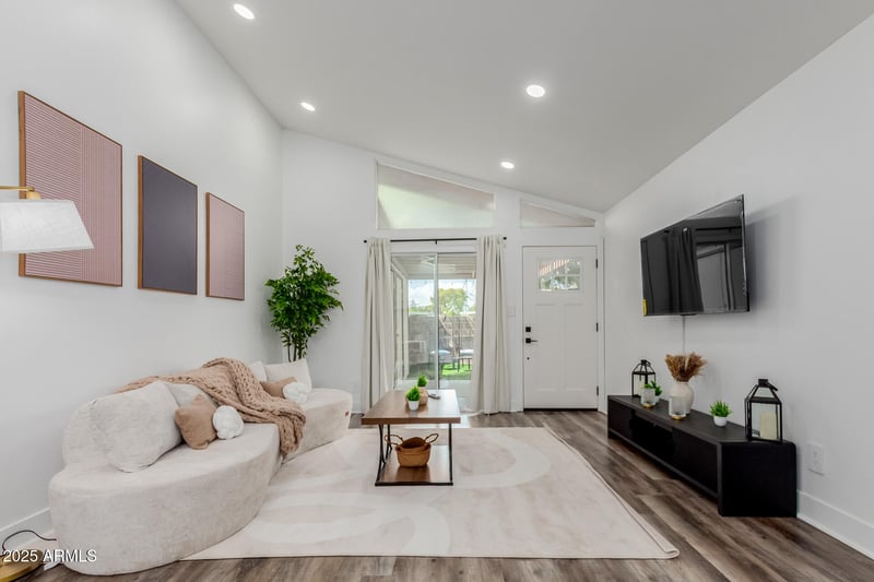 2130 Camino St #7, Mesa, AZ 85201