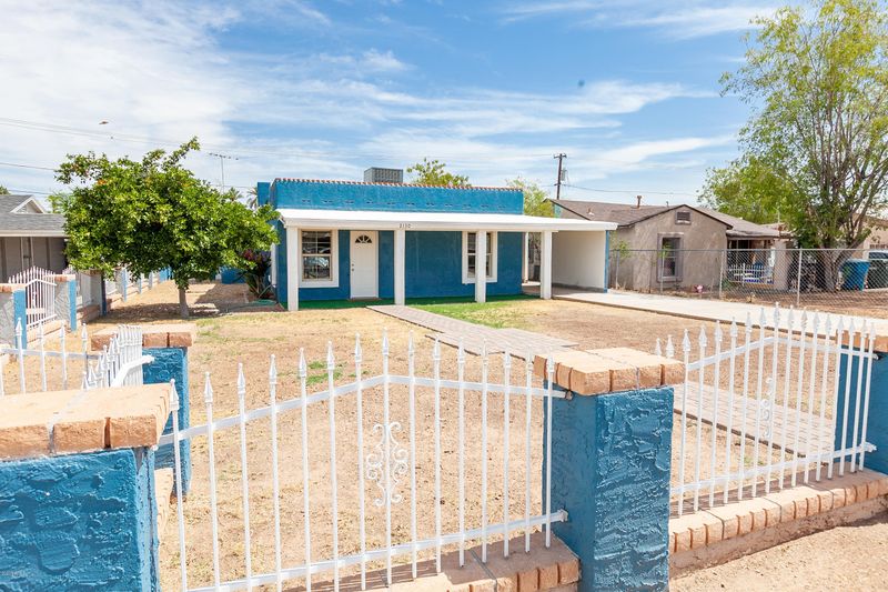 2130 E Oak St, Phoenix, AZ 85006