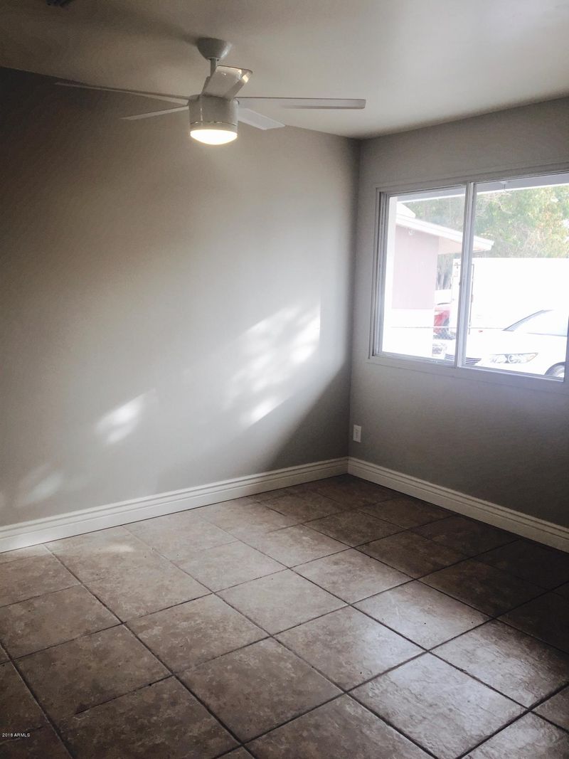 2130 N 49th Ave, Phoenix, AZ 85035