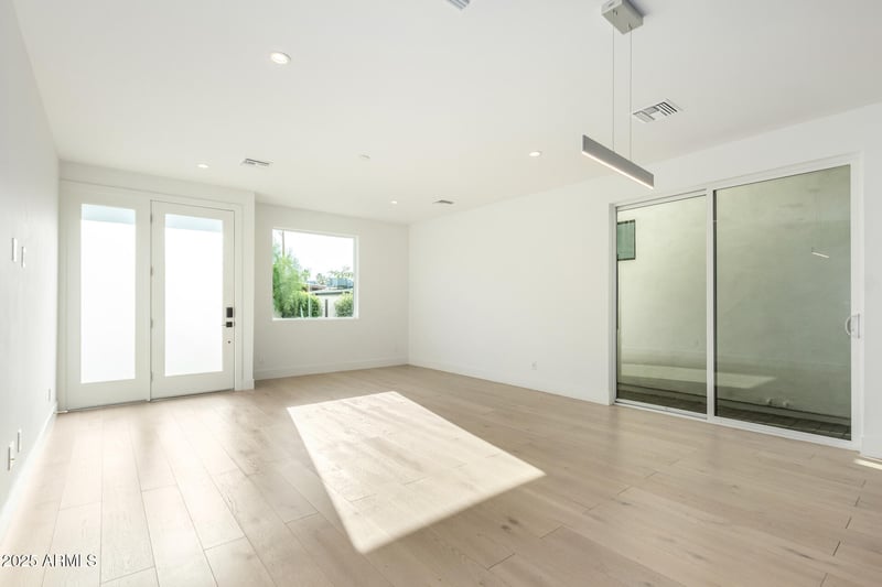 2130 Turney Ave #4, Phoenix, AZ 85016