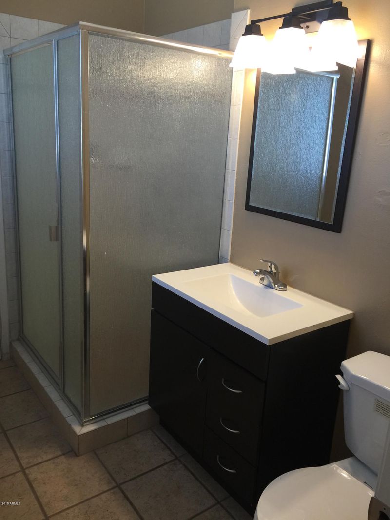2130 W Bethany Home Rd, Phoenix, AZ 85015