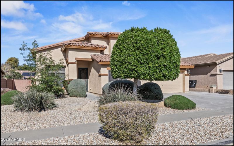 2130 W Hedgehog Pl, Phoenix, AZ 85085