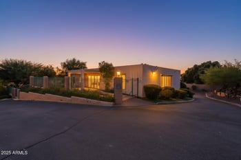 2131 Bethany Home Rd, Phoenix, AZ 85016