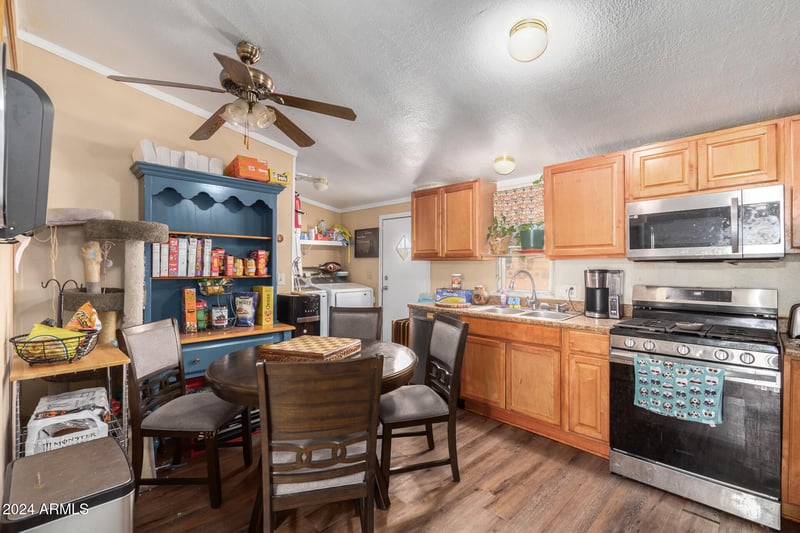 2131 E Union Hills Dr #M1, Phoenix, AZ 85024