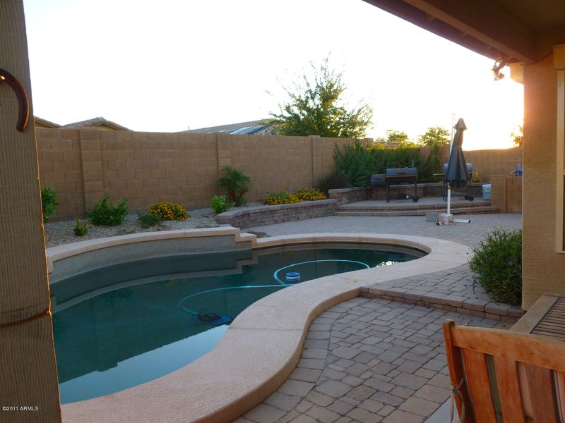 2131 W Hasan Dr, Phoenix, AZ 85041