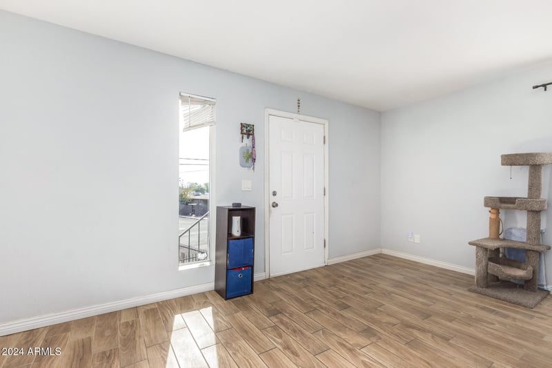 2132 Glenrosa Ave #81D, Phoenix, AZ 85015
