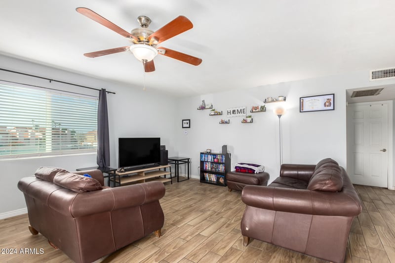 2132 Glenrosa Ave #81D, Phoenix, AZ 85015