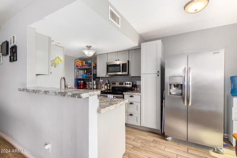 2132 Glenrosa Ave #81D, Phoenix, AZ 85015