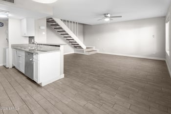 2132 Glenrosa Ave #C85, Phoenix, AZ 85015