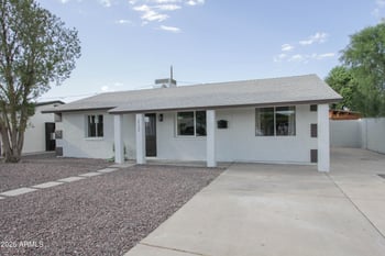 2132 Poinsettia Dr, Phoenix, AZ 85029