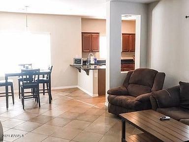 2132 W Barwick Dr, Phoenix, AZ 85085