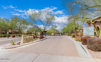 21320 56th St #2048, Phoenix, AZ 85054