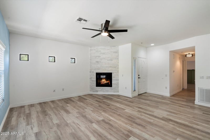 21320 56th St #2171, Phoenix, AZ 85054