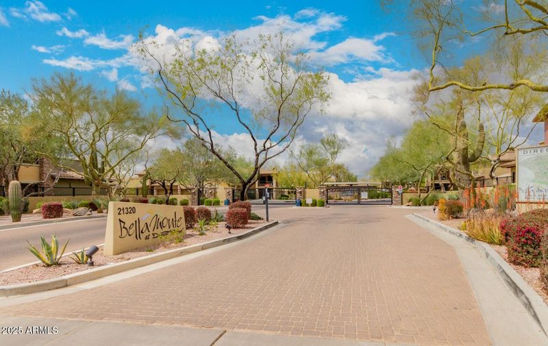 21320 N 56th St #1086, Phoenix, AZ 85054