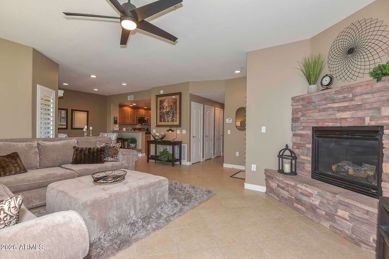 21320 N 56th St #2030, Phoenix, AZ 85054