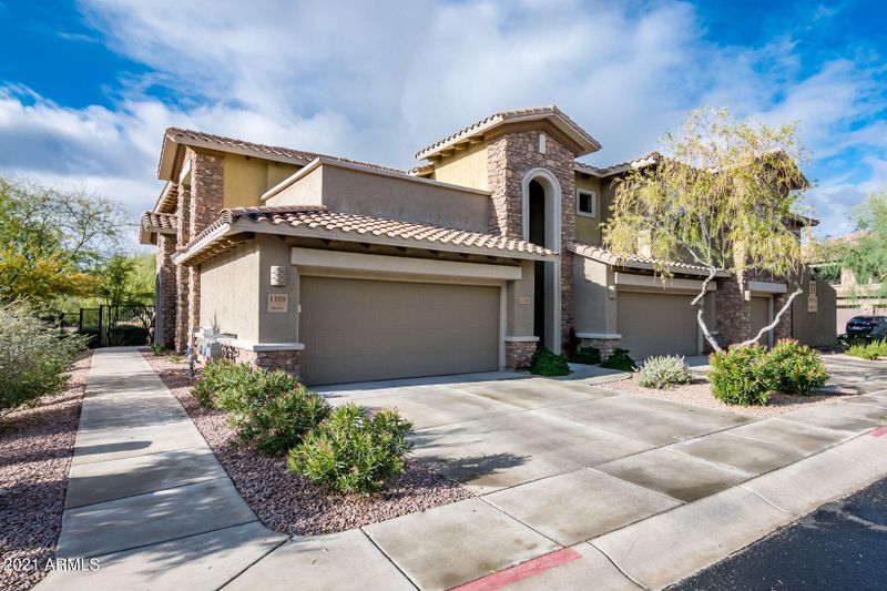 21320 N 56th St #2109, Phoenix, AZ 85054