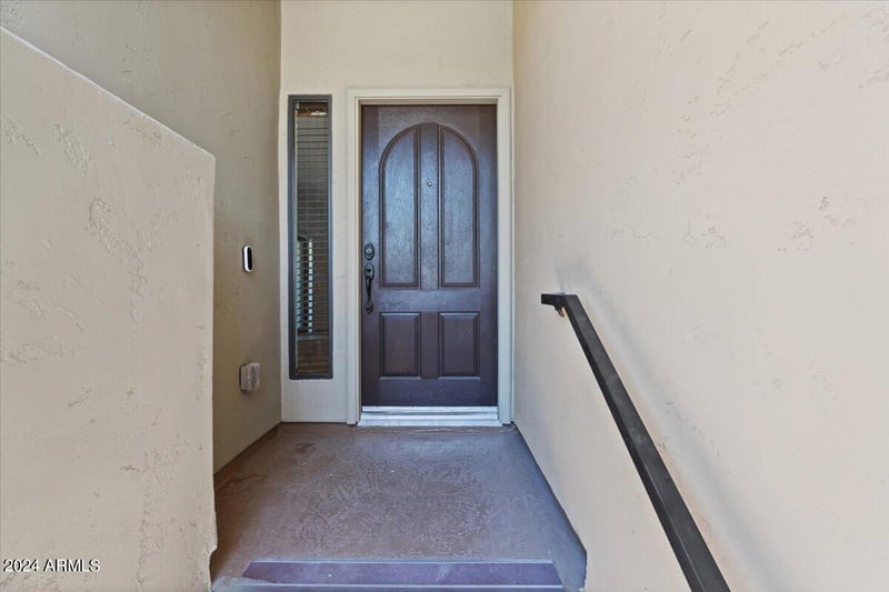 21320 N 56th St #2114, Phoenix, AZ 85054