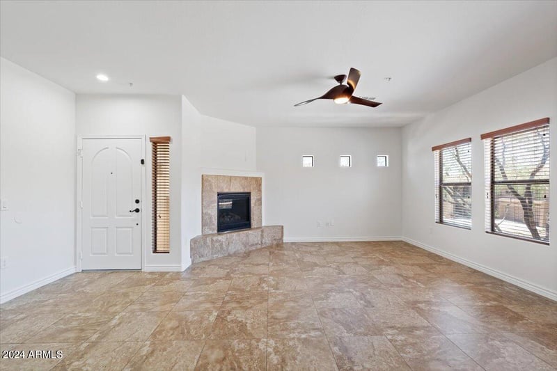 21320 N 56th St #2114, Phoenix, AZ 85054