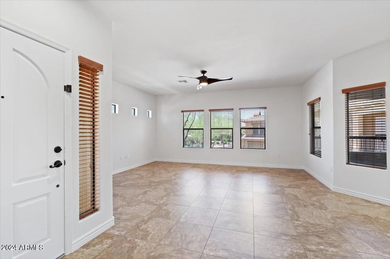 21320 N 56th St #2114, Phoenix, AZ 85054