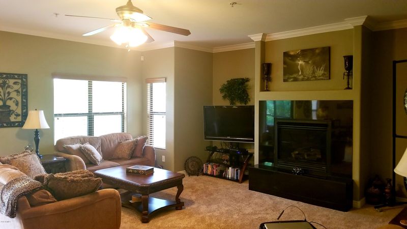 21320 N 56th St #2124, Phoenix, AZ 85054