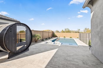 21324 60th Pl, Phoenix, AZ 85054