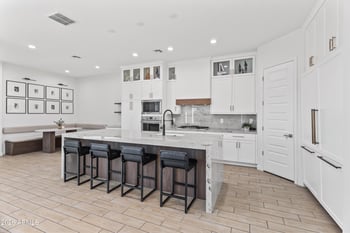 21324 60th Pl, Phoenix, AZ 85054