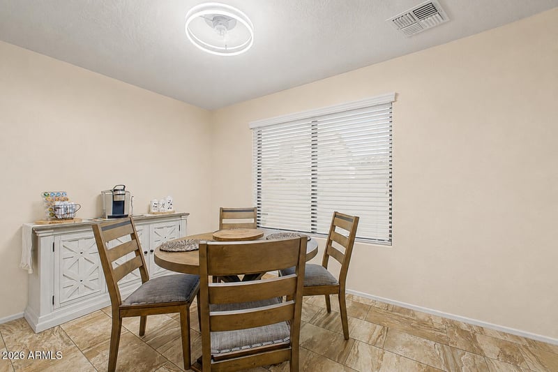 2133 27th Ave, Apache Junction, AZ 85119