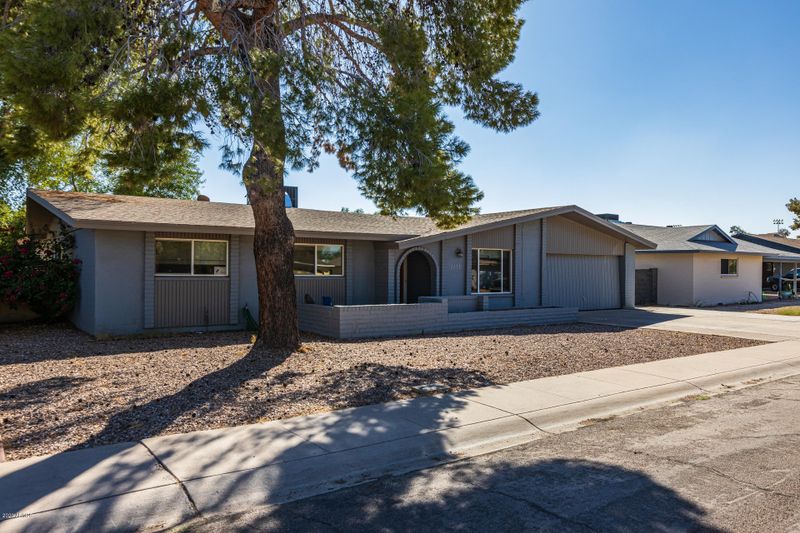 2133 E El Parque Dr, Tempe, AZ 85282