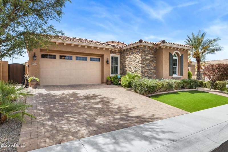 2133 Kesler Ln, Chandler, AZ 85225