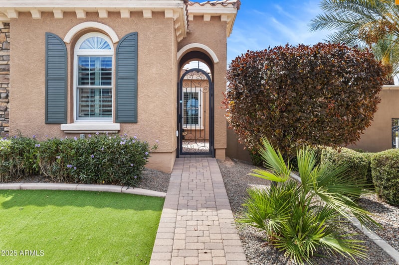 2133 Kesler Ln, Chandler, AZ 85225